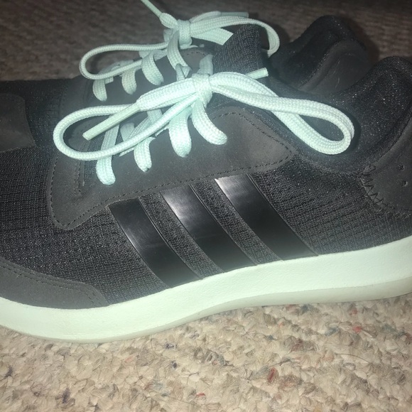 Adidas sneakers - Picture 2 of 3